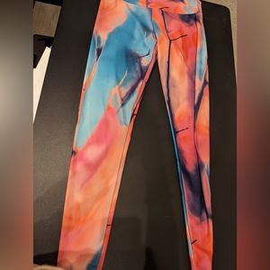 Onzie company - leggings activewear colorful
